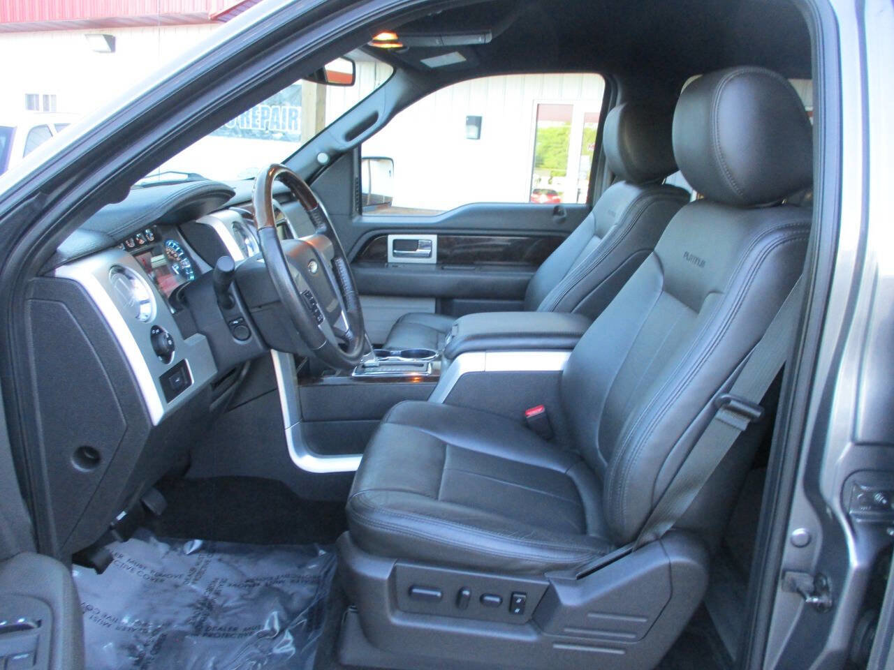Used 2014 Ford F150 Platinum image 16