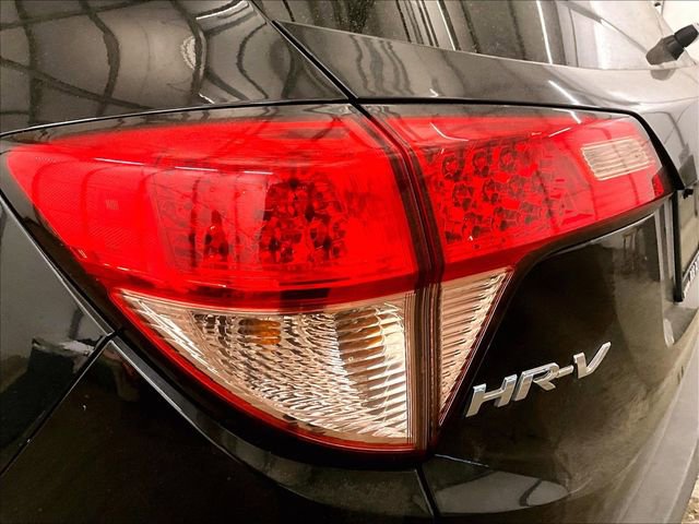 Used 2017 Honda HR-V EX image 28