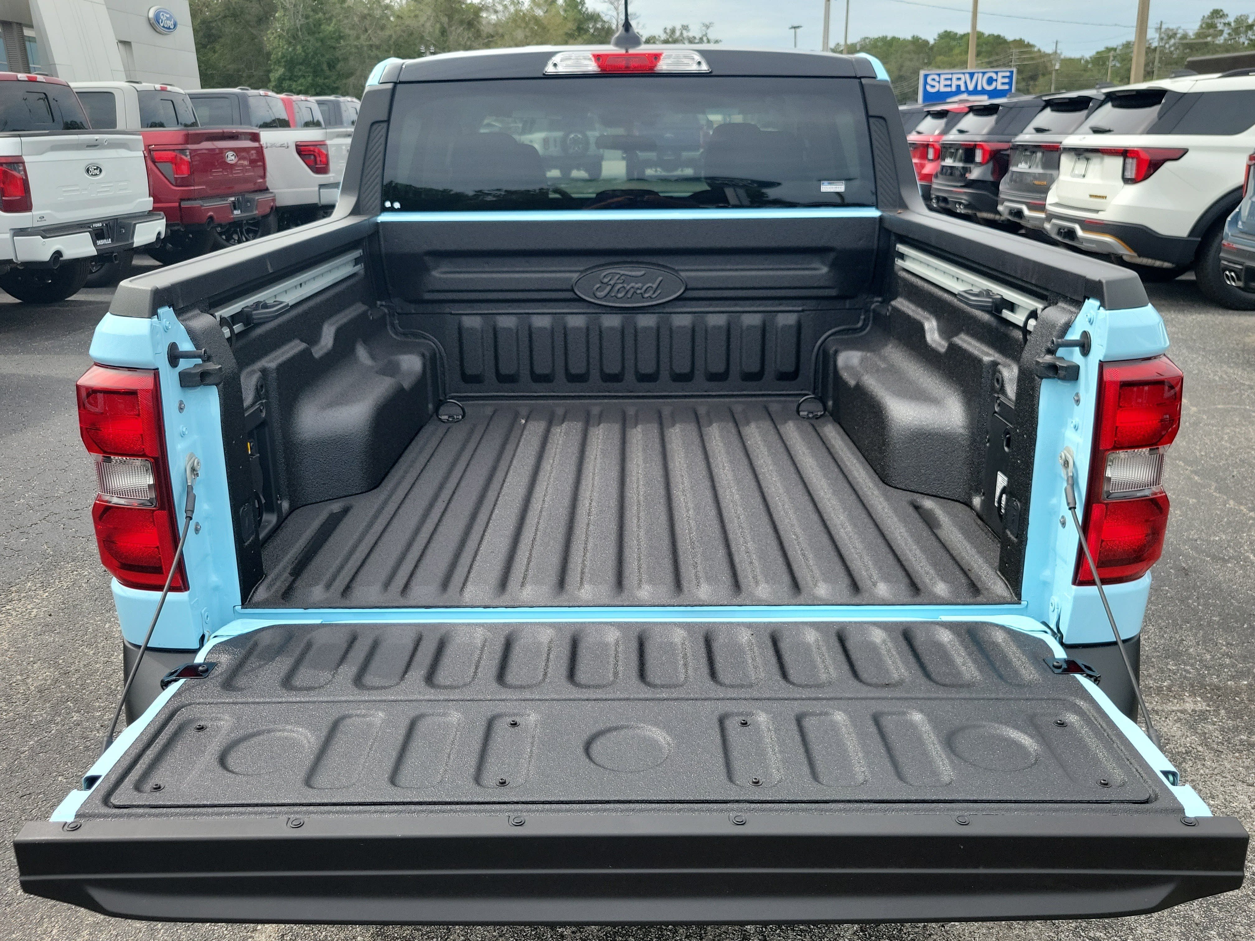 New 2026 Ford Maverick Lariat w/ Black Appearance Package AWD/4WD image 8