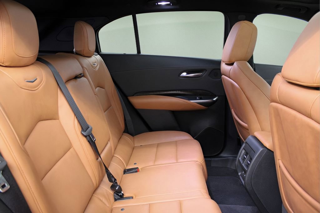 Used 2019 Cadillac XT4 Premium Luxury FWD image 29