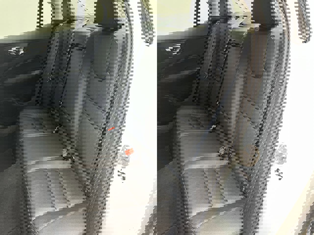 Used 2024 Volvo S60 B5 Plus image 12