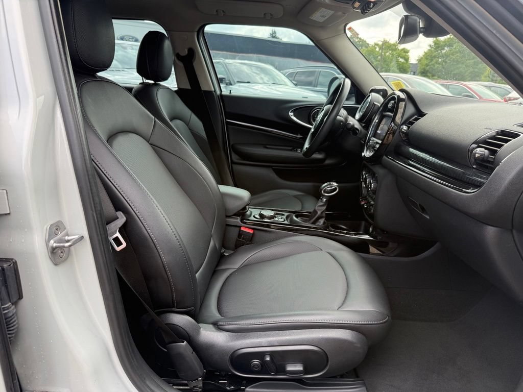 Used 2019 MINI Cooper Clubman FWD image 29