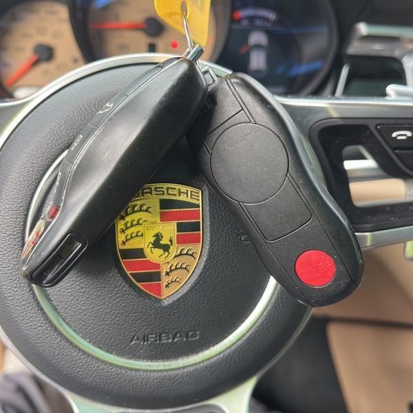 Used 2019 Porsche Macan image 24