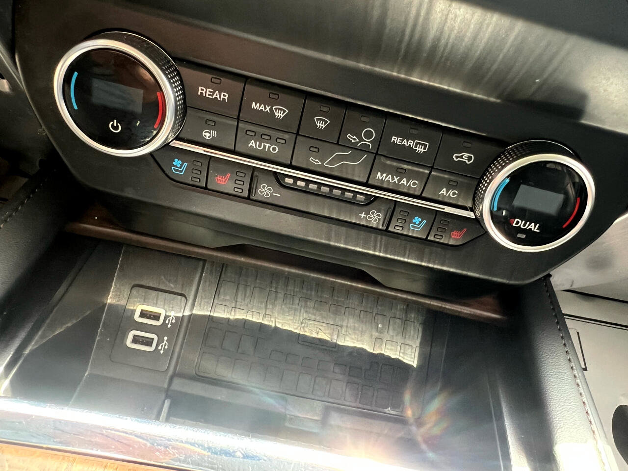 Used 2019 Ford Expedition Max Platinum image 23