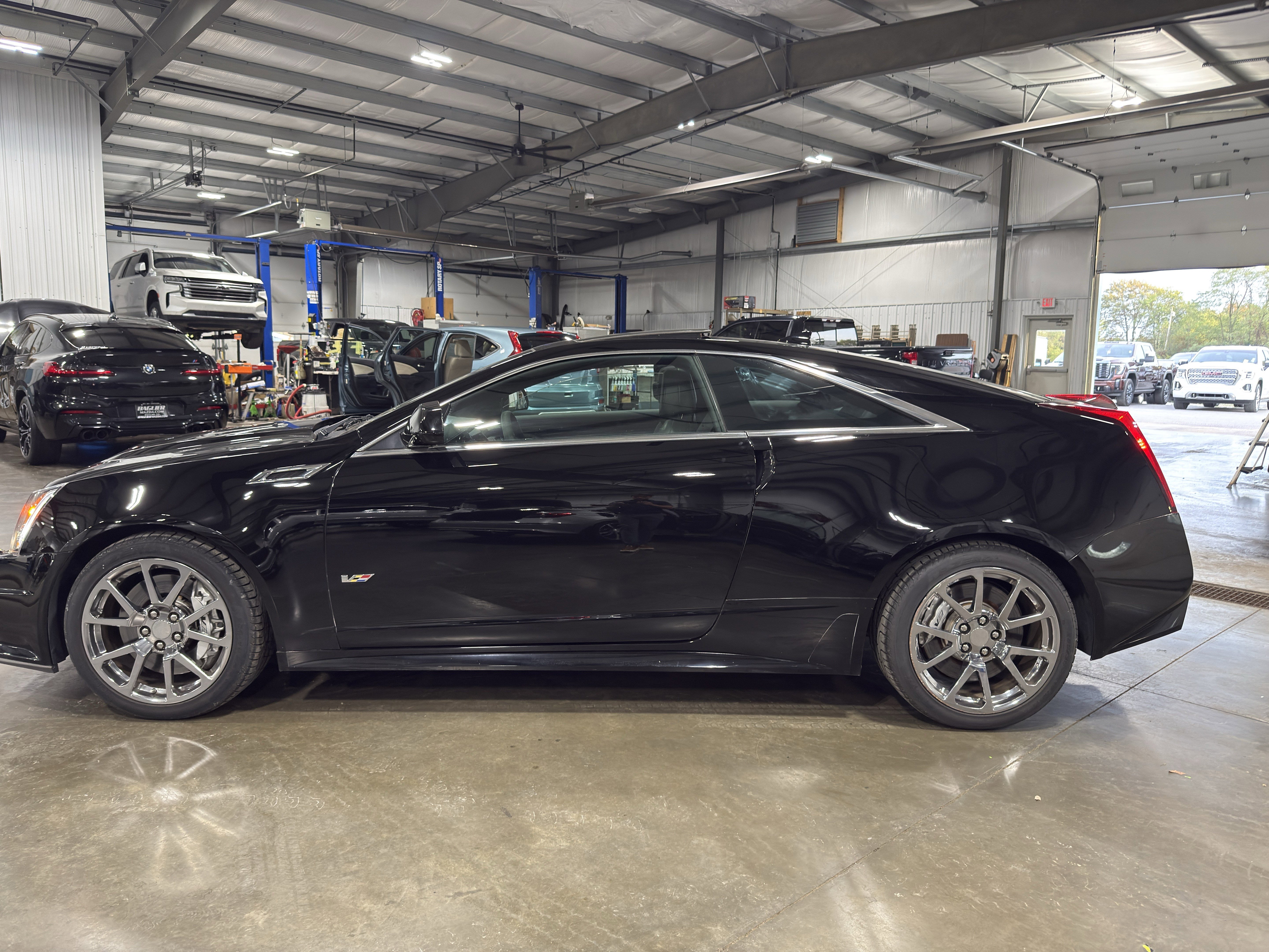 Used 2011 Cadillac CTS V w/ Wood Trim Package image 5