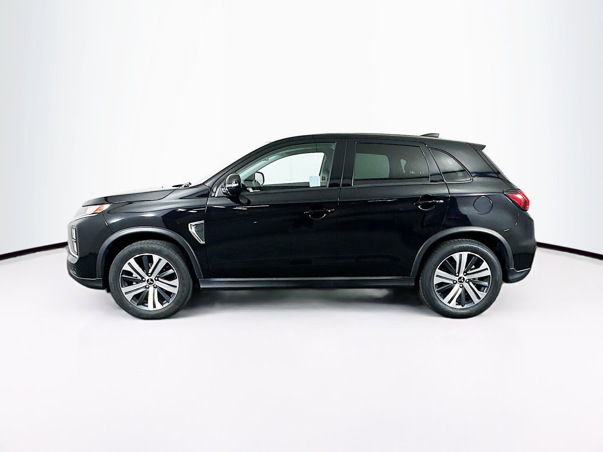 Used 2024 Mitsubishi Outlander Sport AWD image 4