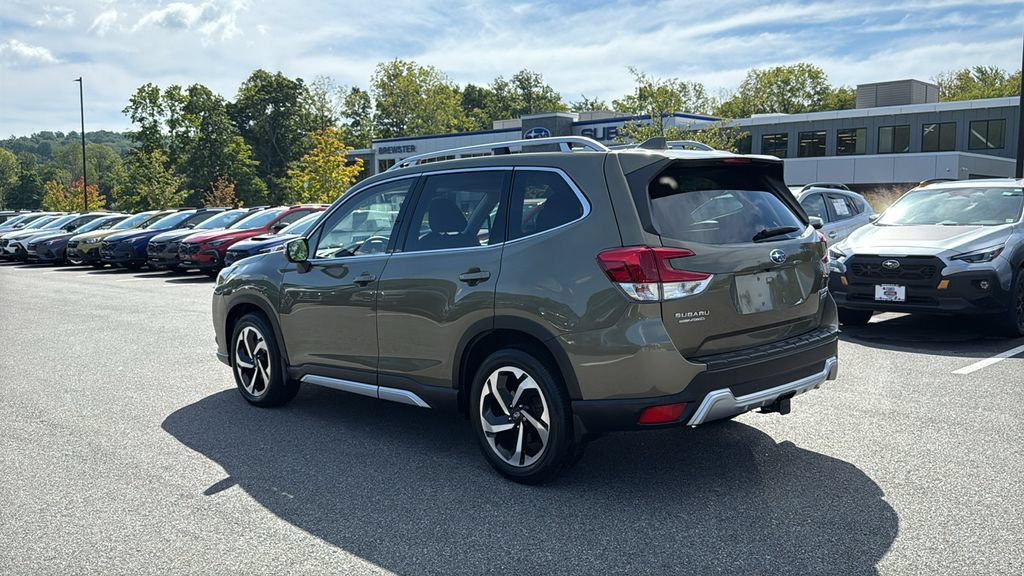 Certified 2023 Subaru Forester Touring AWD/4WD image 8