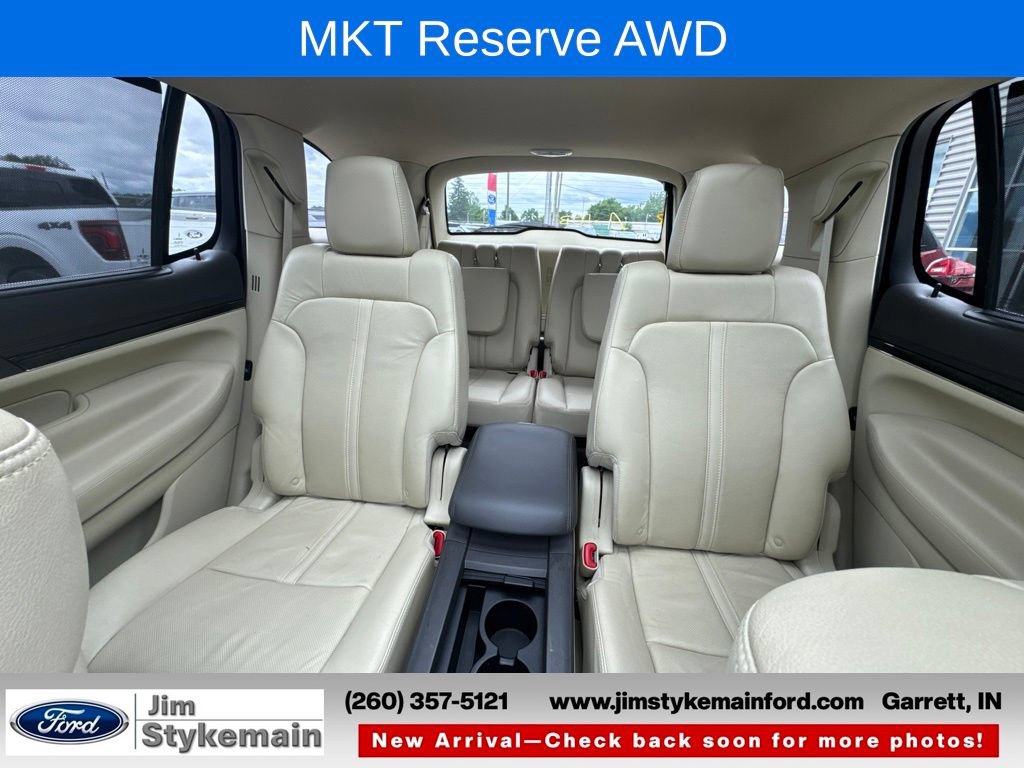 Used 2018 Lincoln MKT AWD w/ Technology Package image 4