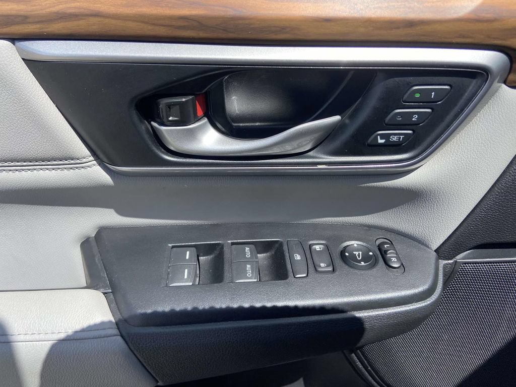 Used 2022 Honda CR-V EX-L image 12