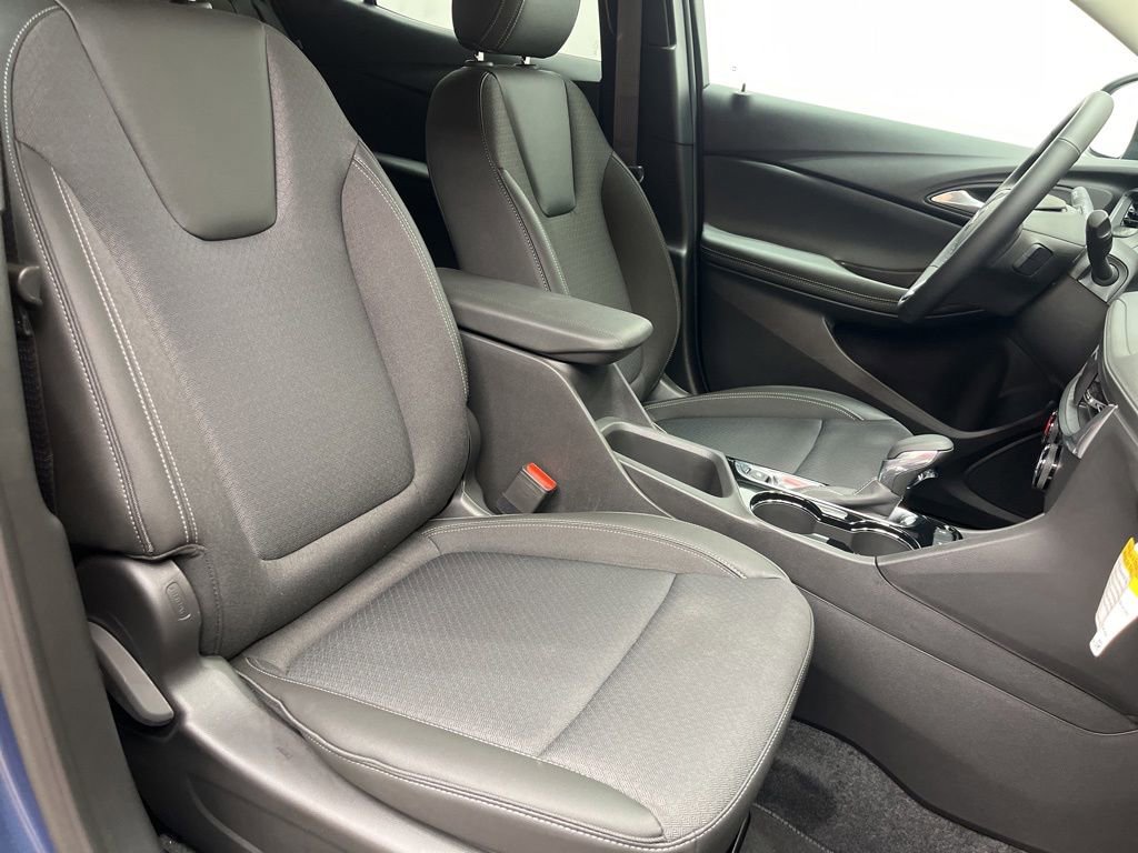 Used 2026 Buick Encore GX Preferred w/ Comfort Package FWD image 18