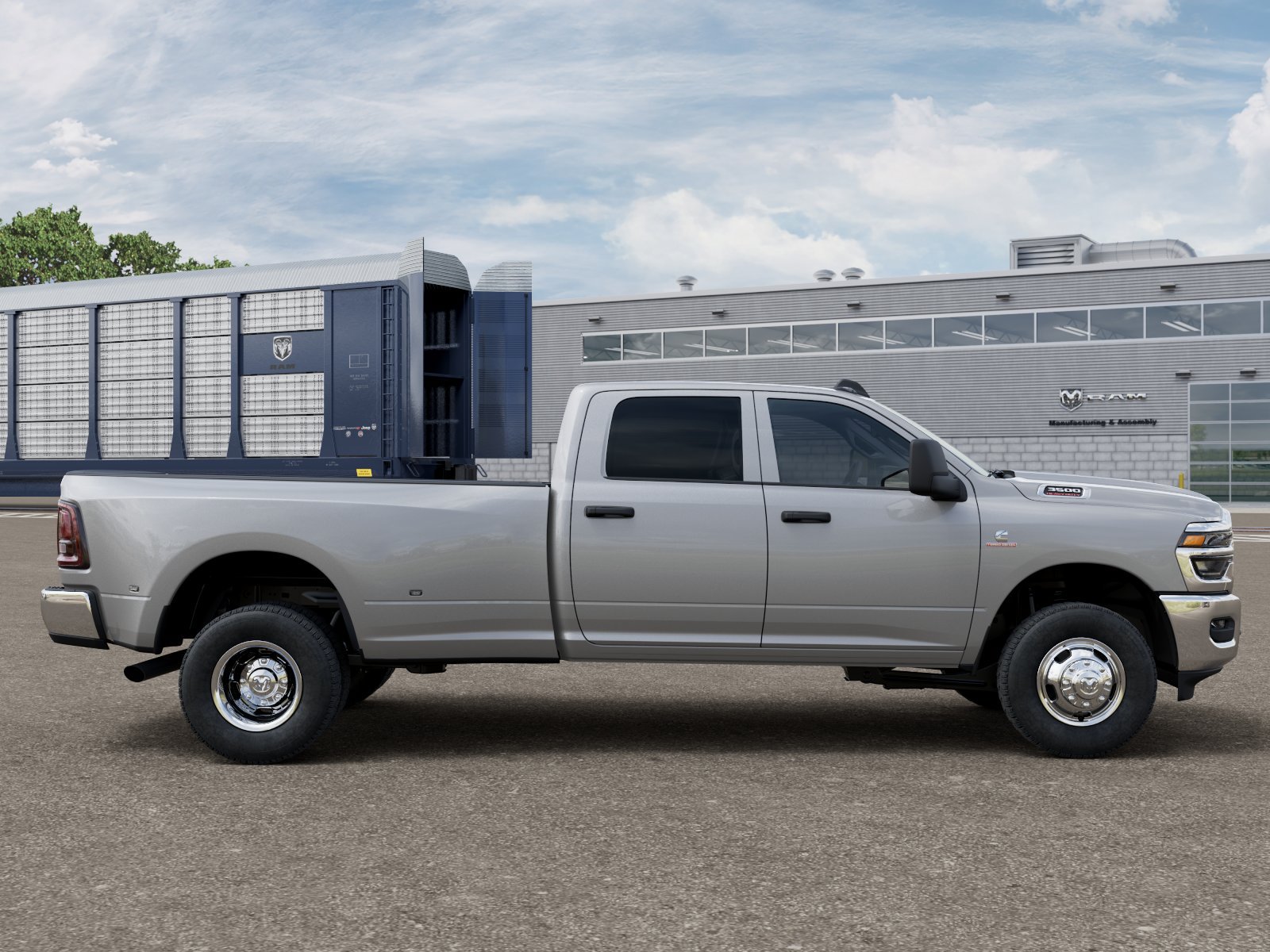 New 2026 RAM 3500 Tradesman AWD/4WD image 34