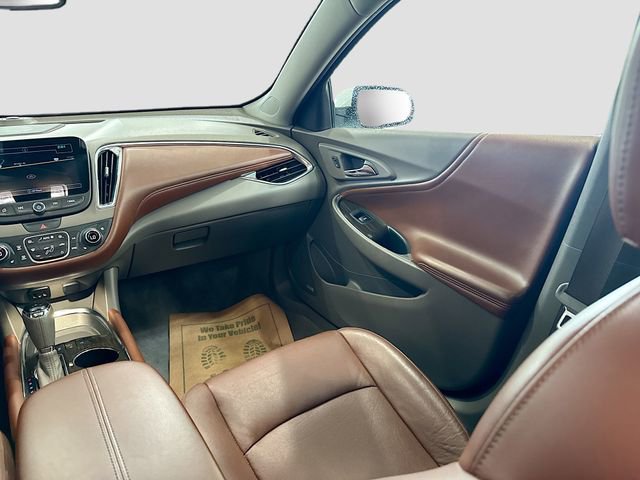 Used 2016 Chevrolet Malibu Premier w/ Driver Confidence Package II FWD image 26