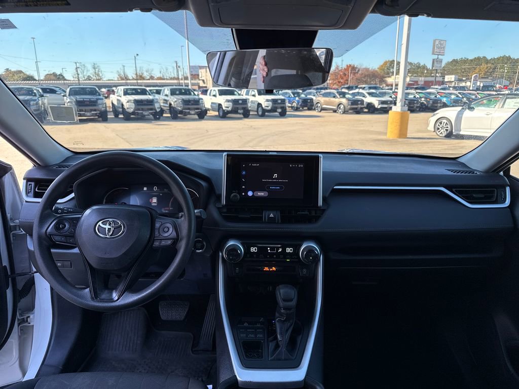 Used 2023 Toyota RAV4 XLE image 22