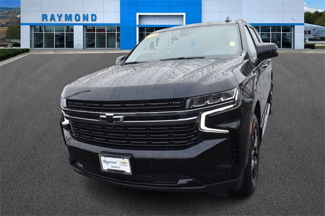 Certified 2022 Chevrolet Suburban RST w/ Sport Performance Package image 7