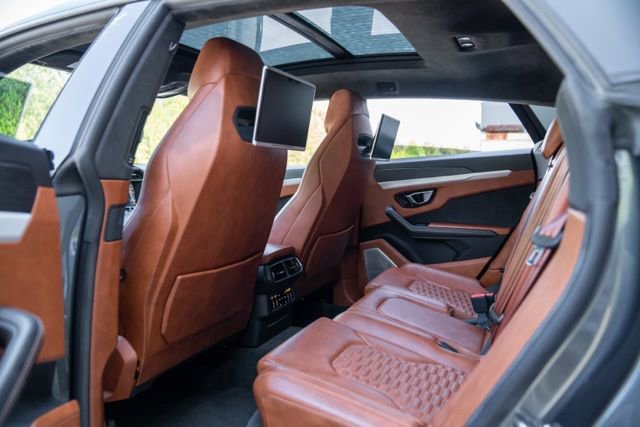 Used 2019 Lamborghini Urus image 53