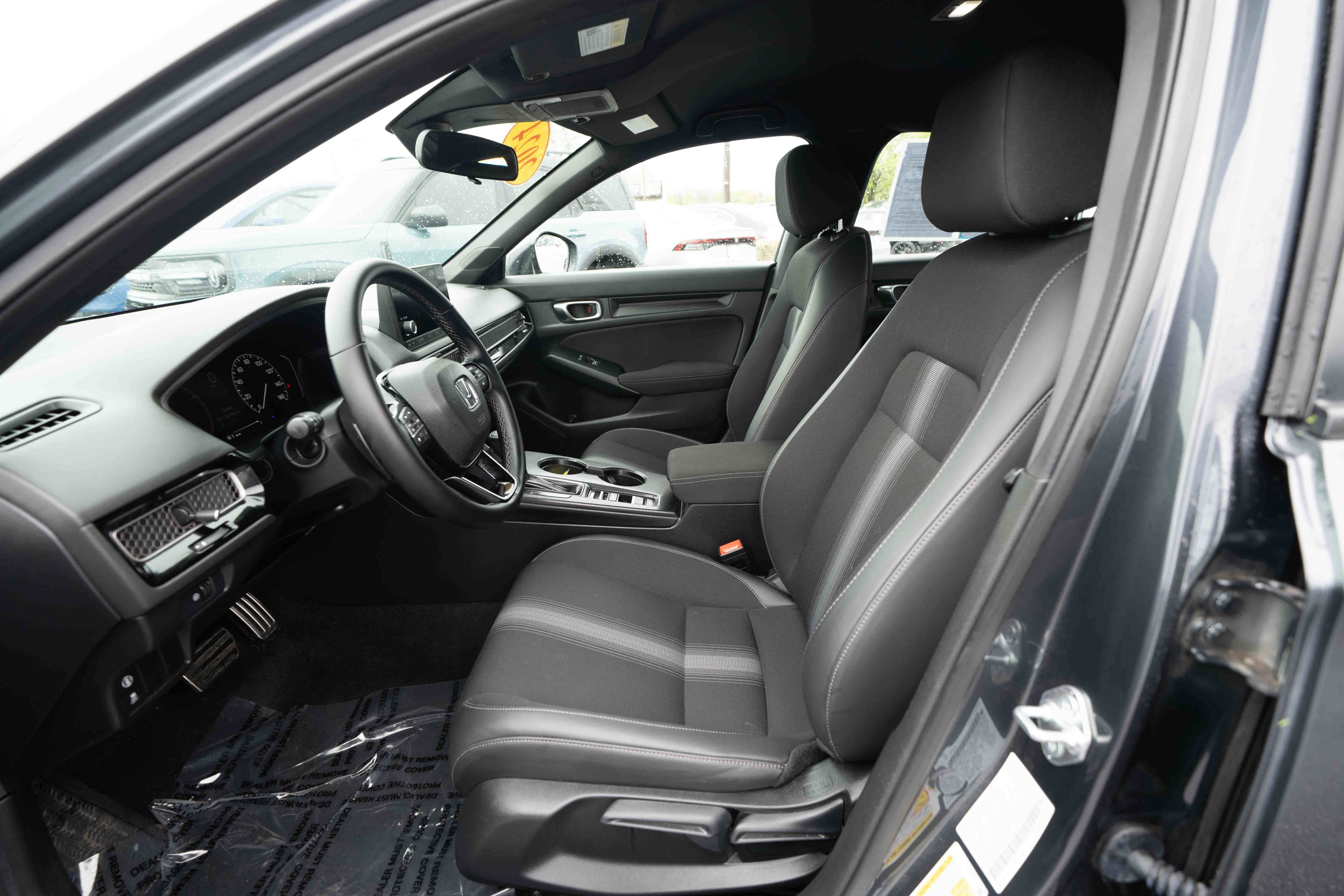 Used 2024 Honda Civic Sport image 9