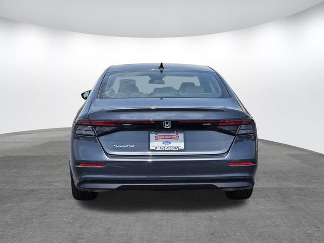Used 2025 Honda Accord SE image 5