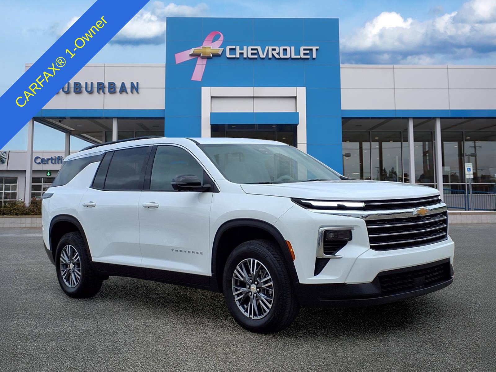Used 2026 Chevrolet Traverse LT w/ Driver Confidence Package FWD image 3