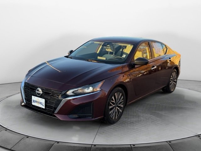 Used 2024 Nissan Altima 2.5 SV image 7