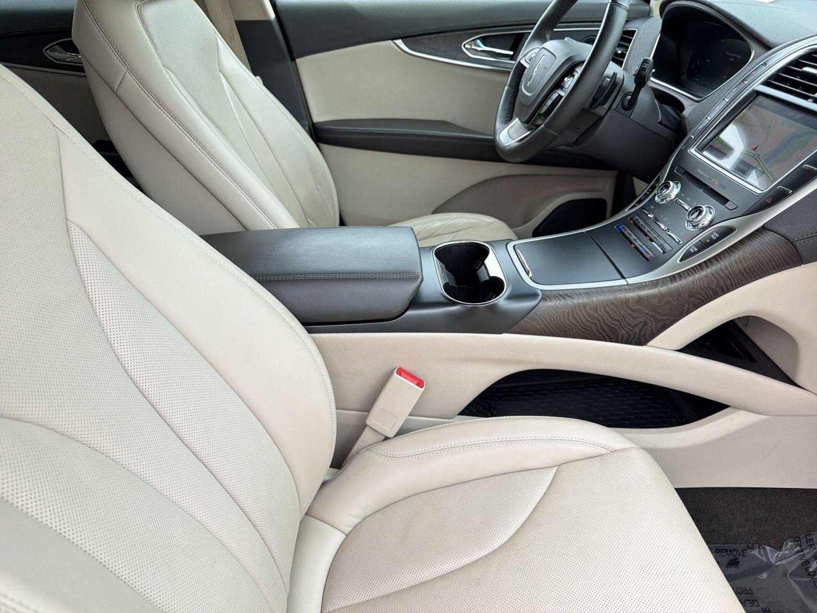 Used 2020 Lincoln Nautilus Reserve AWD/4WD image 31