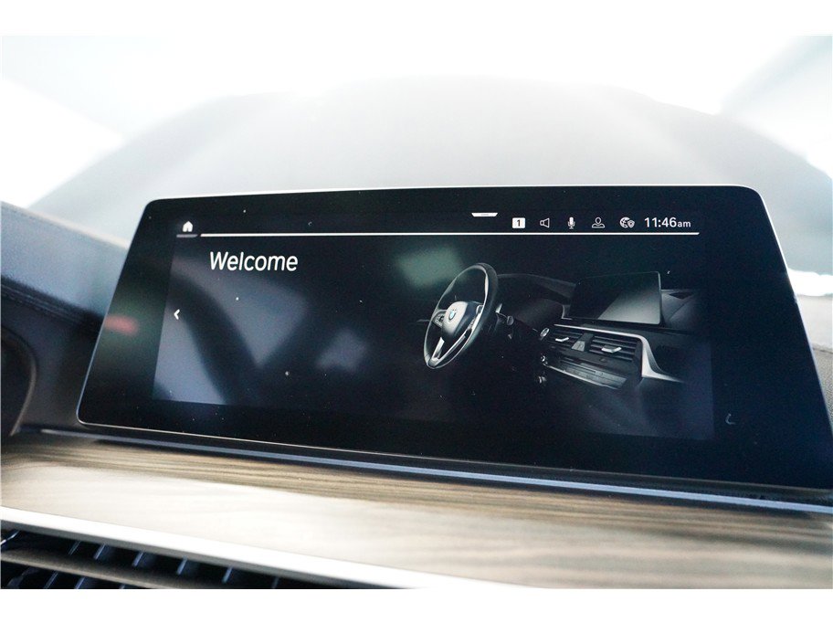 Used 2020 BMW M550i xDrive w/ Executive Package AWD/4WD image 21