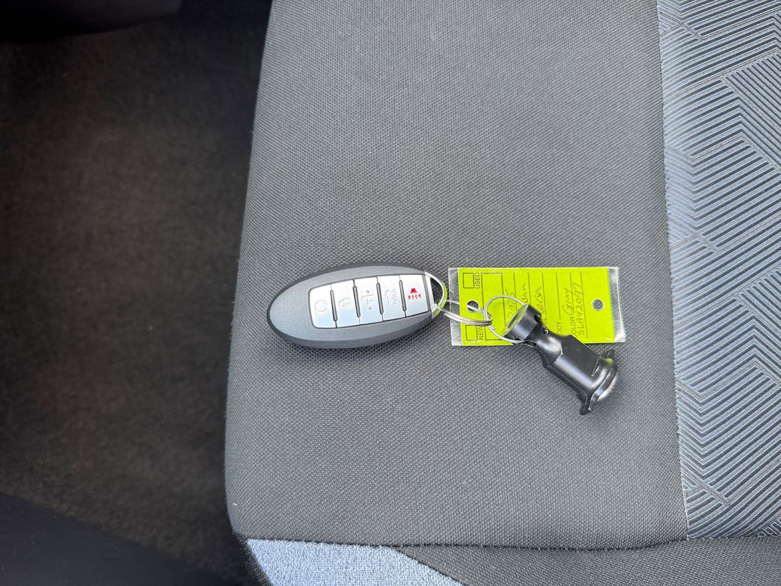 Used 2025 Nissan Versa SV image 20