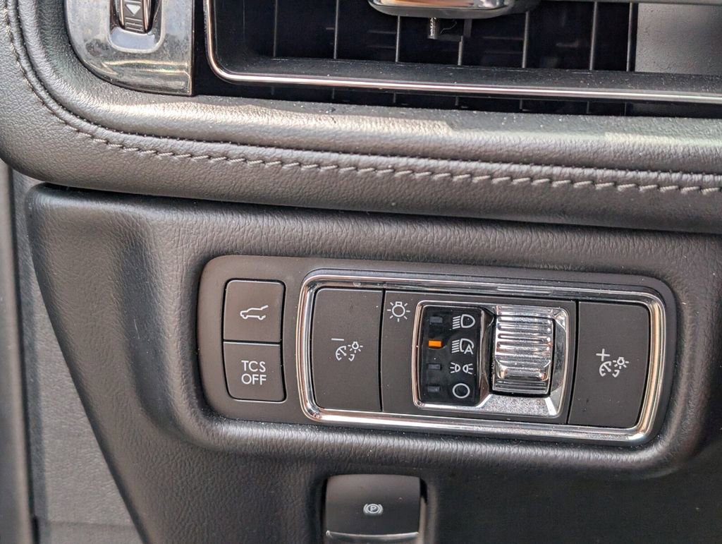 Used 2022 Lincoln Nautilus FWD image 24