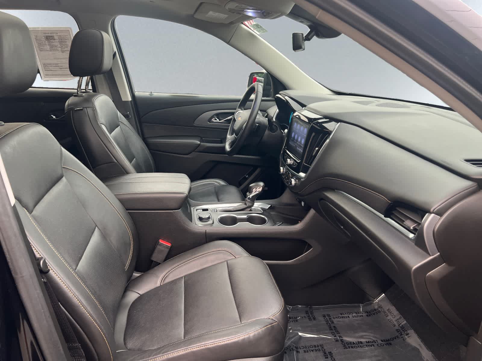 Used 2021 Chevrolet Traverse Premier w/ Redline Edition AWD/4WD image 20