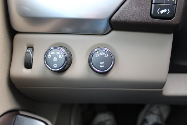Used 2020 Chevrolet Tahoe Premier AWD/4WD image 29