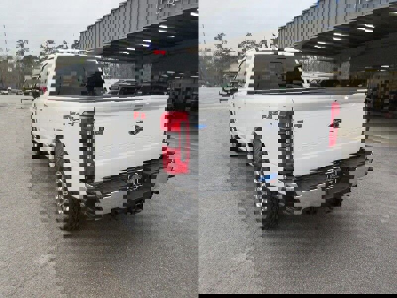 New 2026 Ford F250 Lariat w/ Lariat Ultimate Package image 3