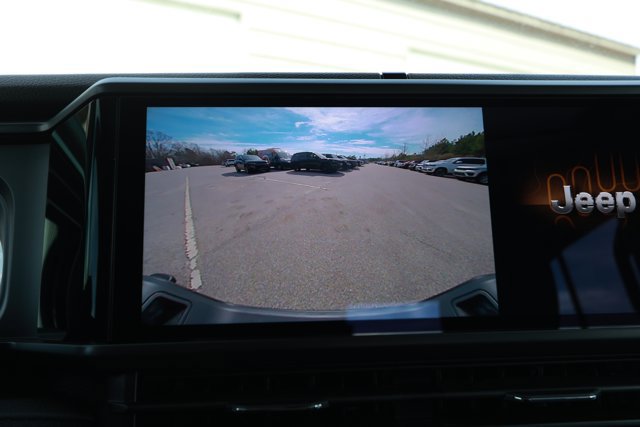 New 2026 Jeep Gladiator Sport image 17