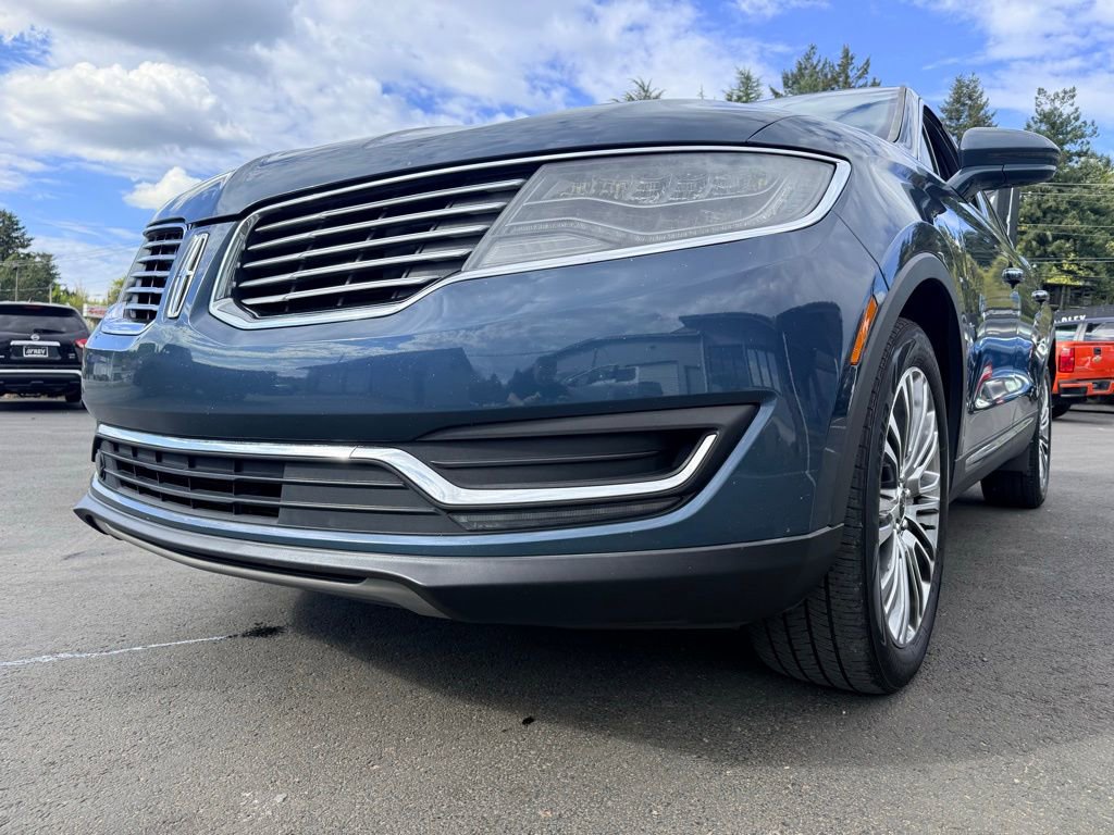 Used 2016 Lincoln MKX Reserve w/ Luxury Package image 10