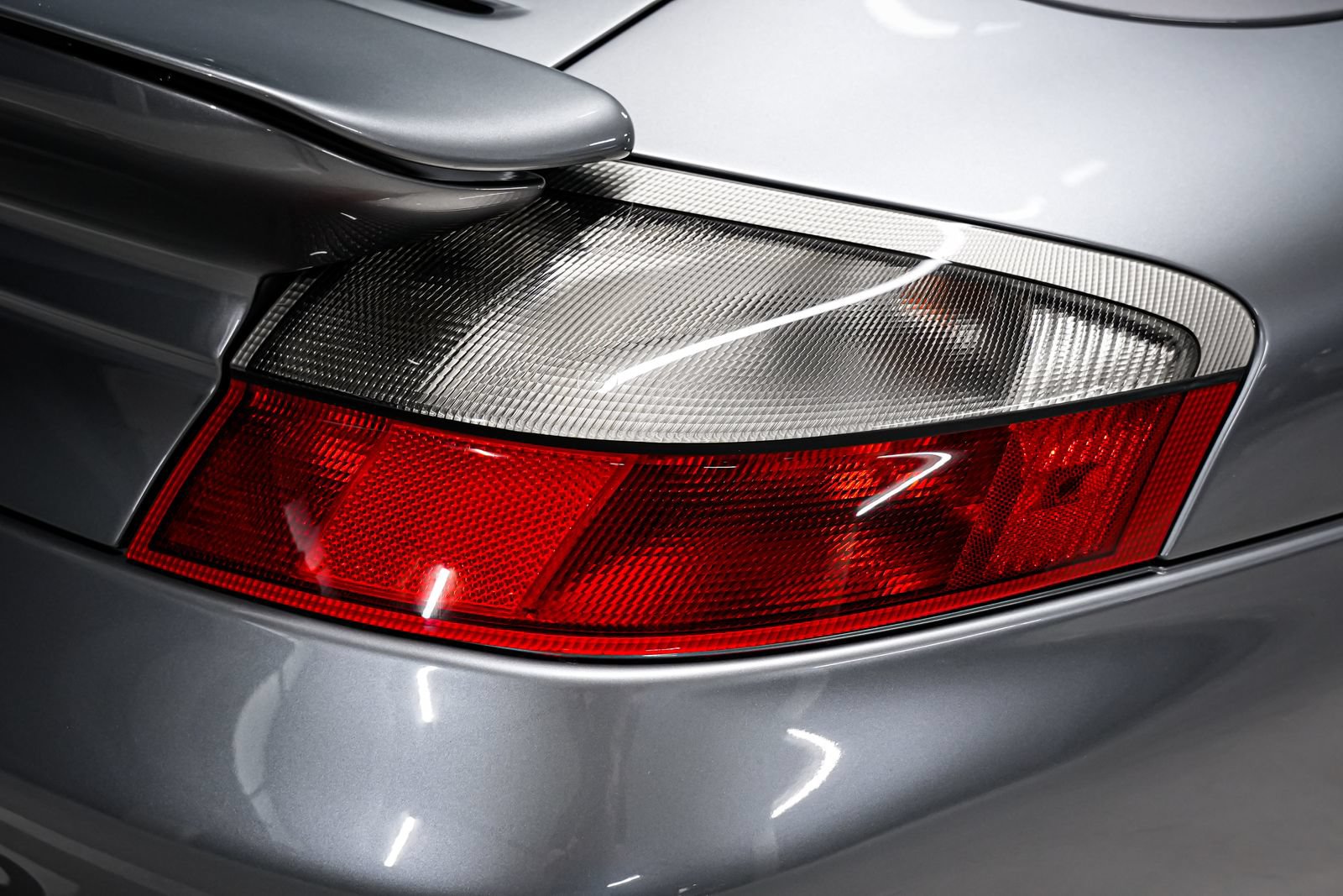 Used 2004 Porsche 911 Turbo AWD/4WD image 38