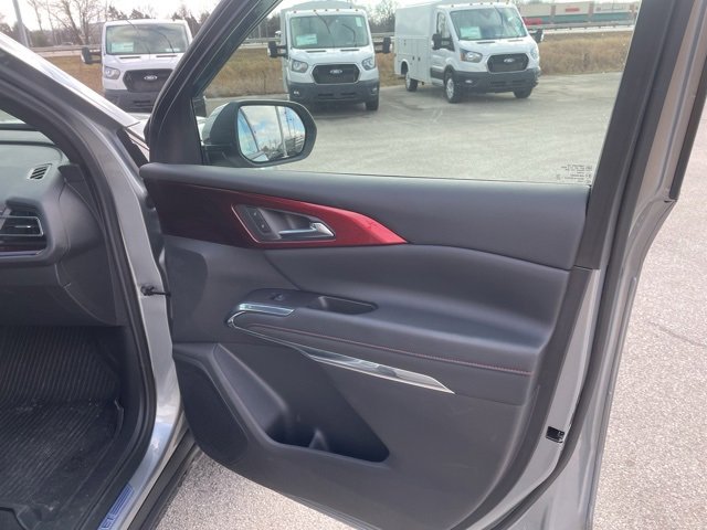 Used 2025 Chevrolet Traverse Z71 w/ Driver Confidence Package image 52