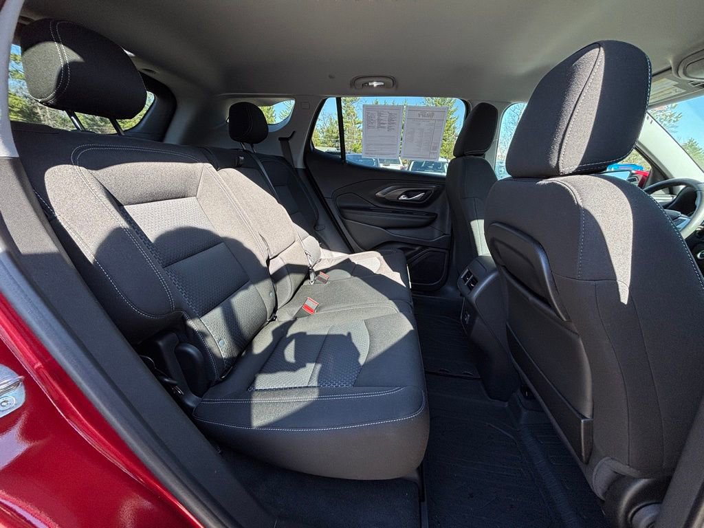 Used 2023 GMC Terrain SLE w/ Driver Convenience Package AWD/4WD image 16