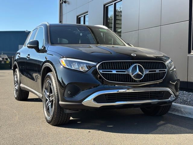 Used 2026 Mercedes-Benz GLC 300 4MATIC image 11