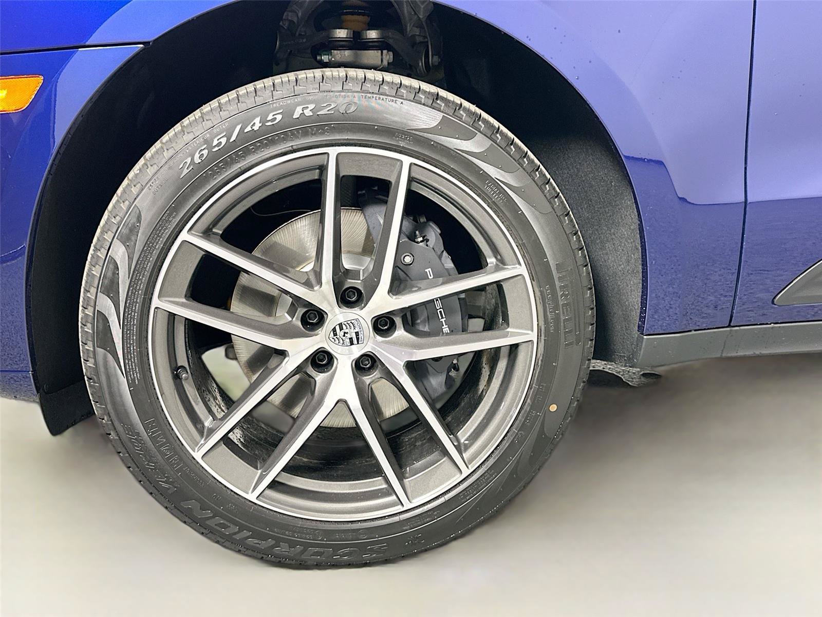 Certified 2026 Porsche Macan Turbo AWD/4WD image 11