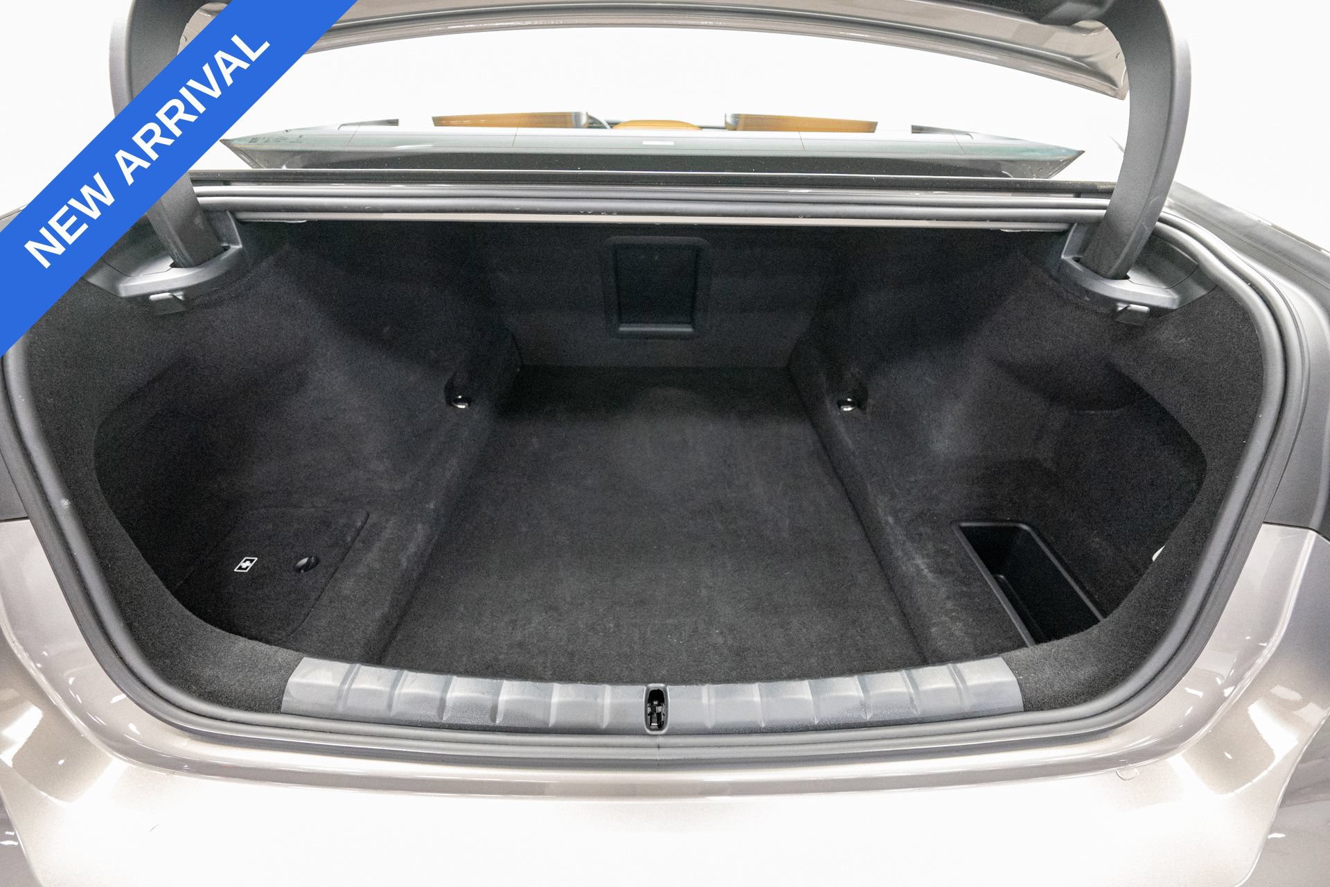Used 2023 BMW 740i RWD image 40