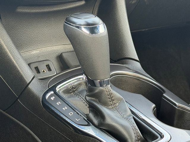 Used 2019 Chevrolet Cruze LT w/ Convenience Package image 25