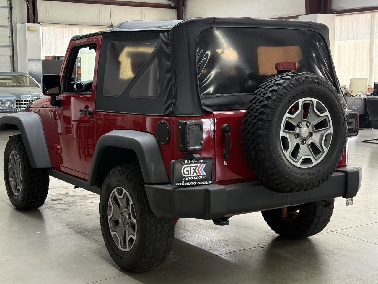 Used 2014 Jeep Wrangler Rubicon w/ Power Convenience Group AWD/4WD image 4