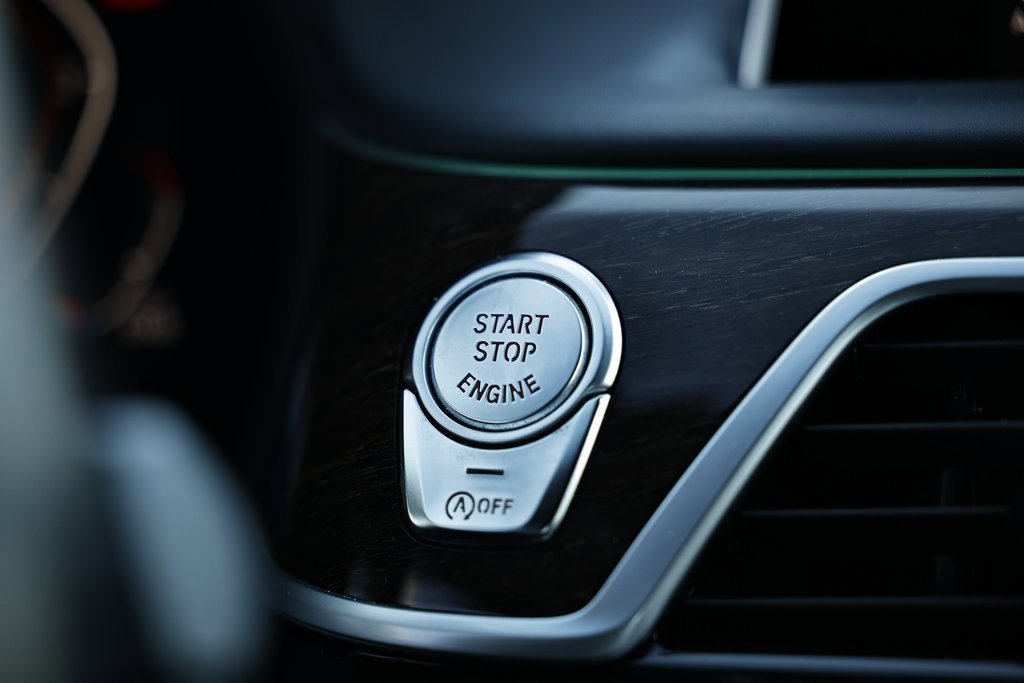 Used 2022 BMW 750i xDrive w/ Luxury Rear Seating Package image 39