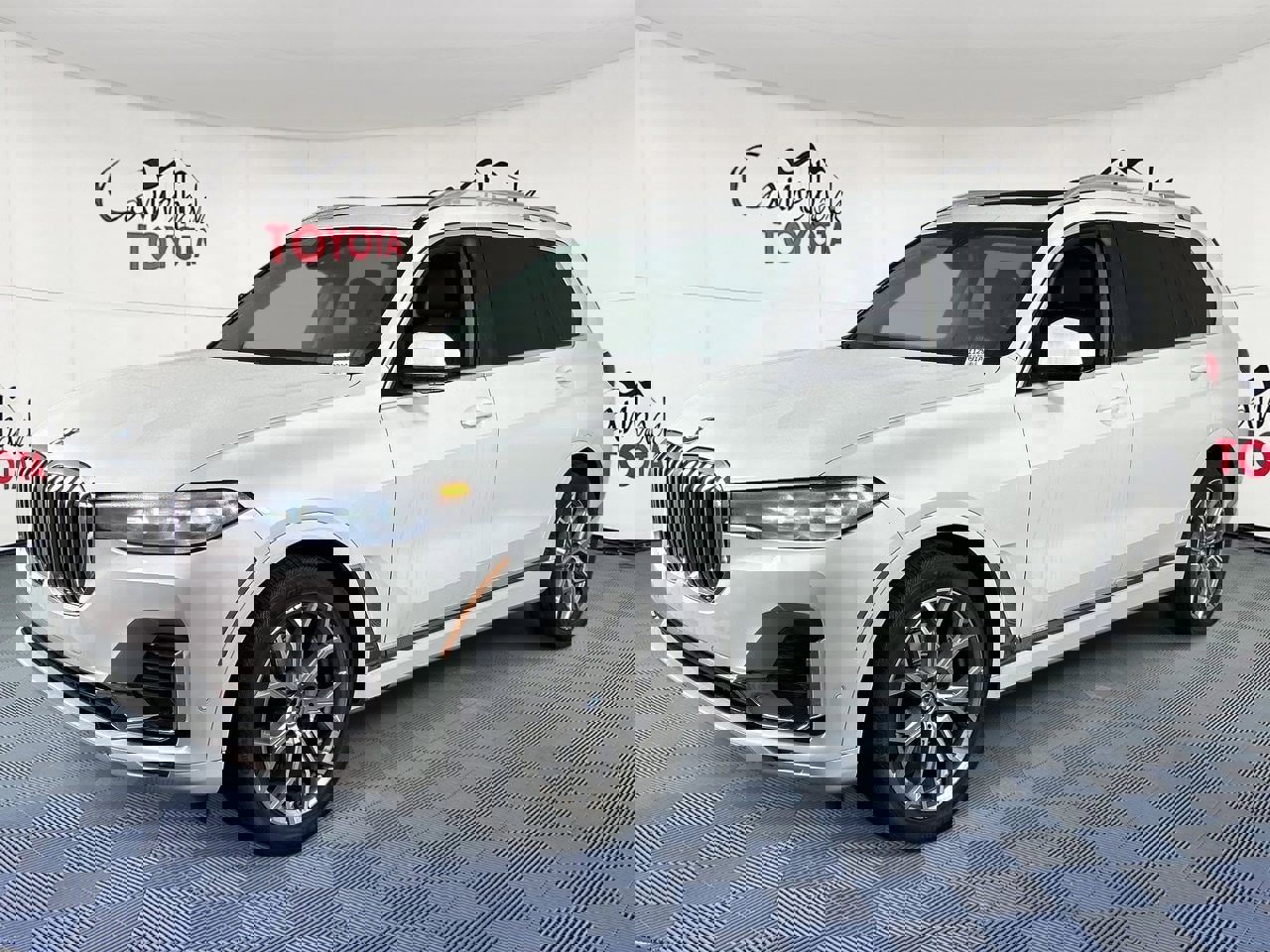 Used 2021 BMW X7 xDrive40i w/ Premium Package image 2