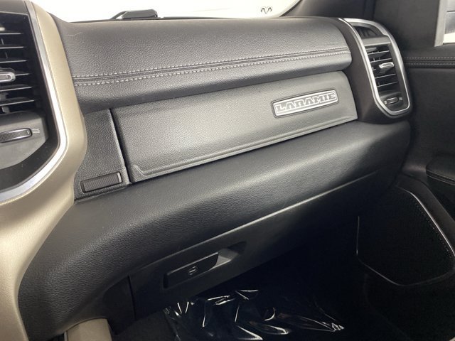 Used 2019 RAM 1500 Laramie w/ Sport Appearance Package AWD/4WD image 33
