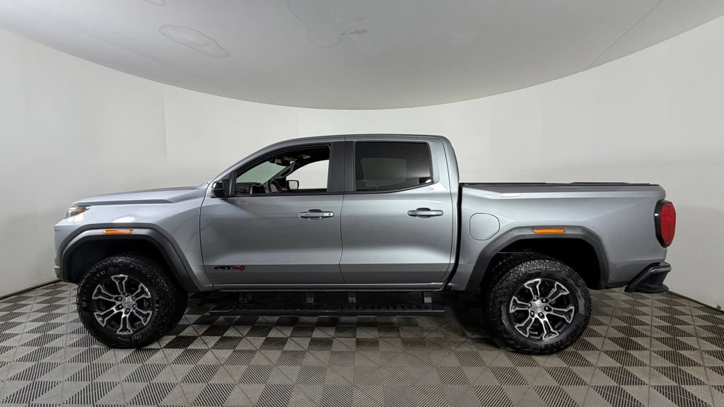 Used 2025 GMC Canyon AT4 AWD/4WD image 5