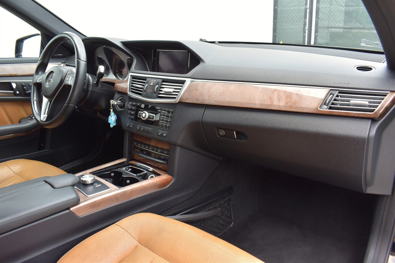 Used 2013 Mercedes-Benz E 350 BlueTEC Sedan image 13