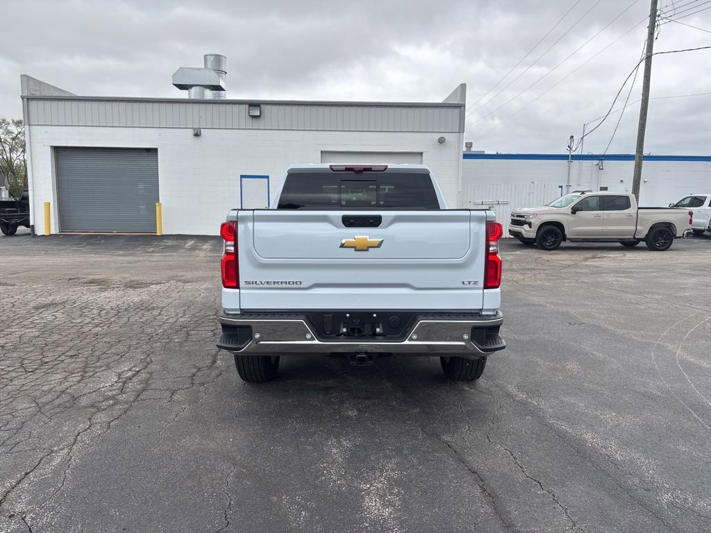 New 2026 Chevrolet Silverado 1500 LTZ w/ LTZ Premium Package AWD/4WD image 5