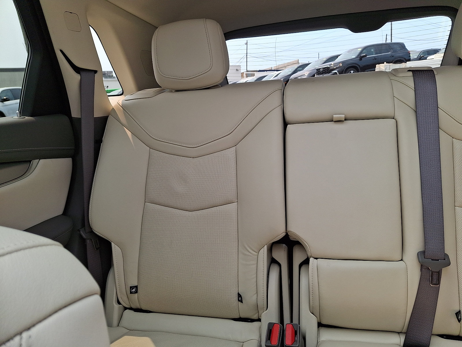 Used 2020 Cadillac XT5 Premium Luxury FWD image 14