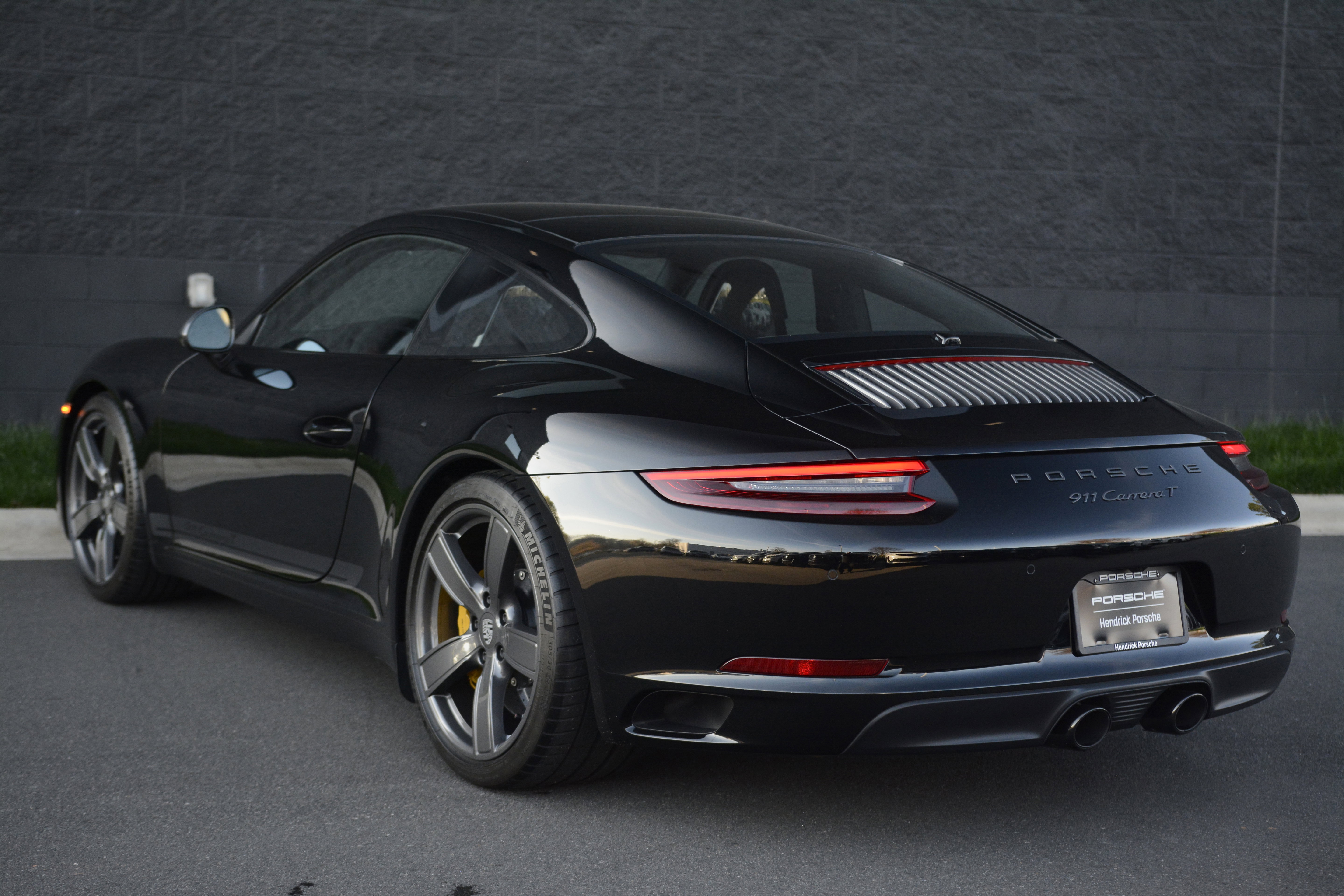 Certified 2018 Porsche 911 Carrera T image 3