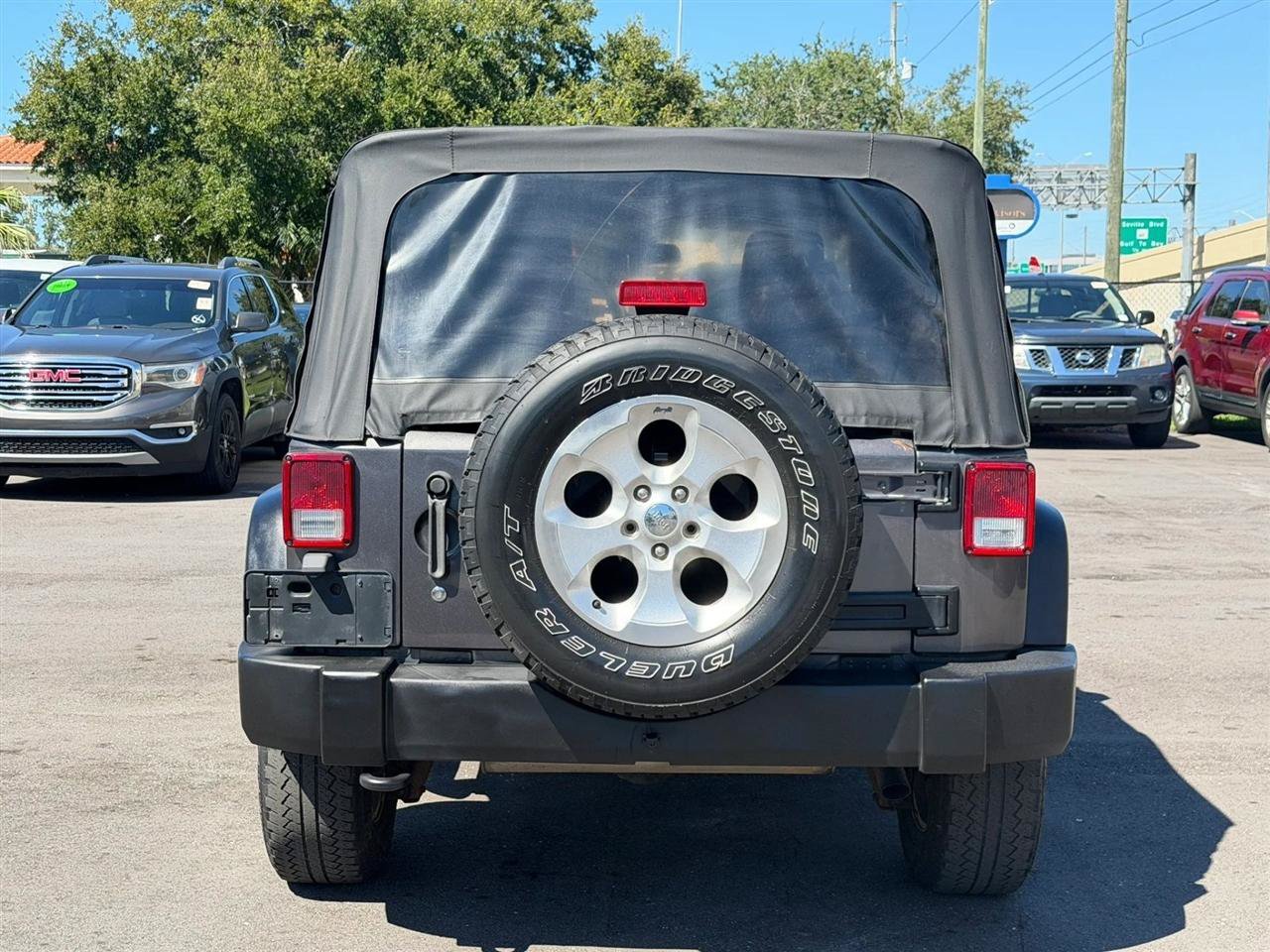 Used 2014 Jeep Wrangler Sport w/ Connectivity Group AWD/4WD image 14