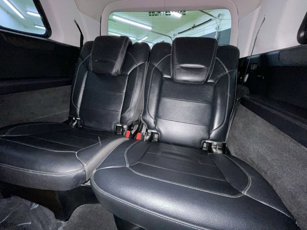 Used 2017 Mercedes-Benz GLS 550 4MATIC w/ Driver Assistance Package image 28